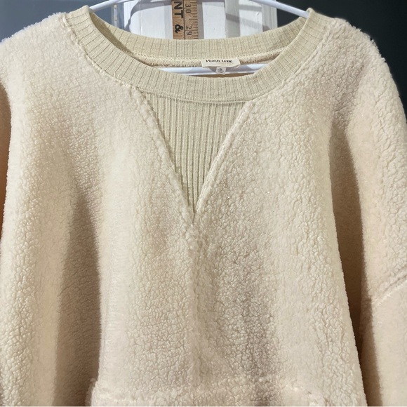 Cozy woman’s sweater - Picture 3 of 4